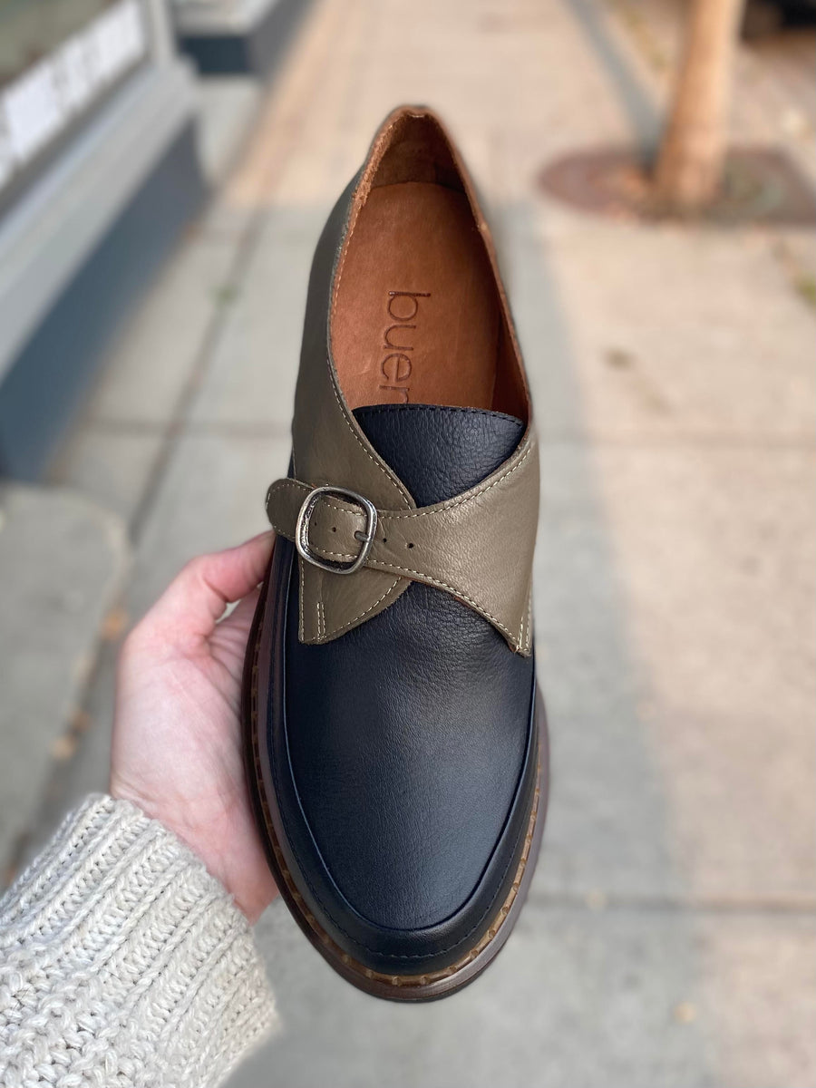 Bueno - Nolan - Black/Khaki  Walk Rite Shoes
