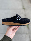 Birkenstock - Buckley Shearling - Black  *Narrow*