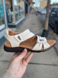 Clarks - Kitly Ave - Off White