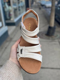 Clarks - Kitly Ave - Off White