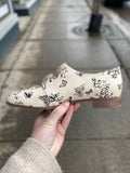 Django & Juliette - Gifth - Milk / Black Floral