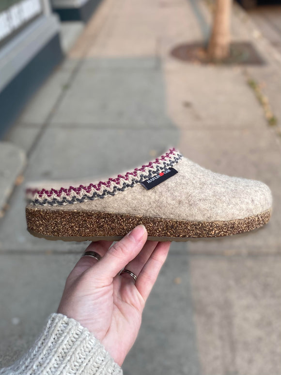 Haflinger - Zig Zag - Natural