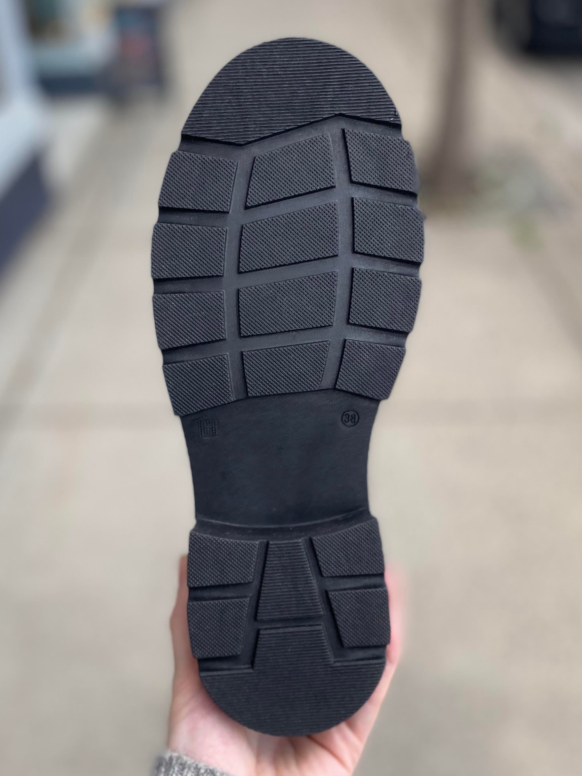 MJUS - P72237 - Black – Walk Rite Shoes