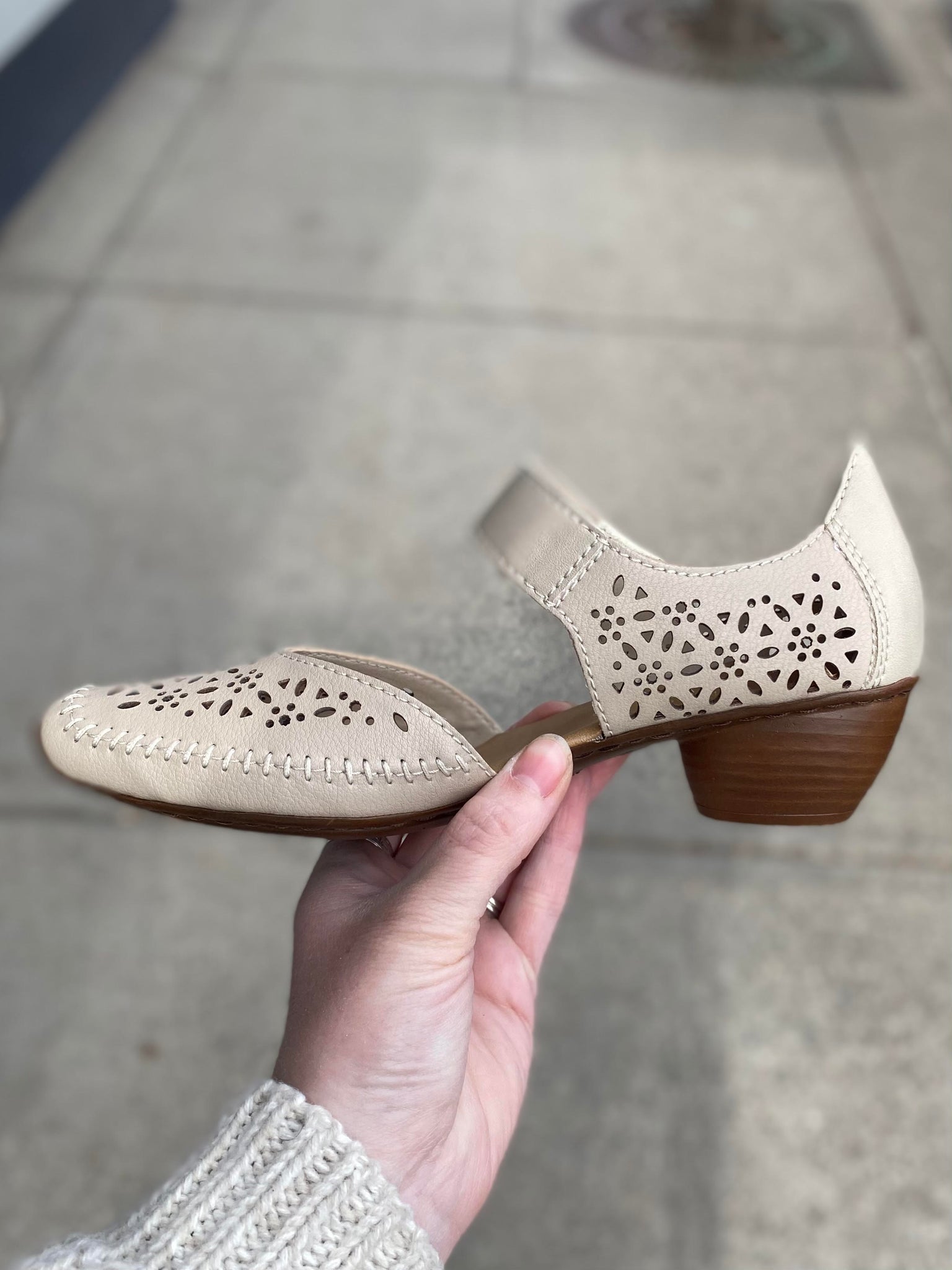 Rieker - Mirjam - Beige â Walk Rite Shoes