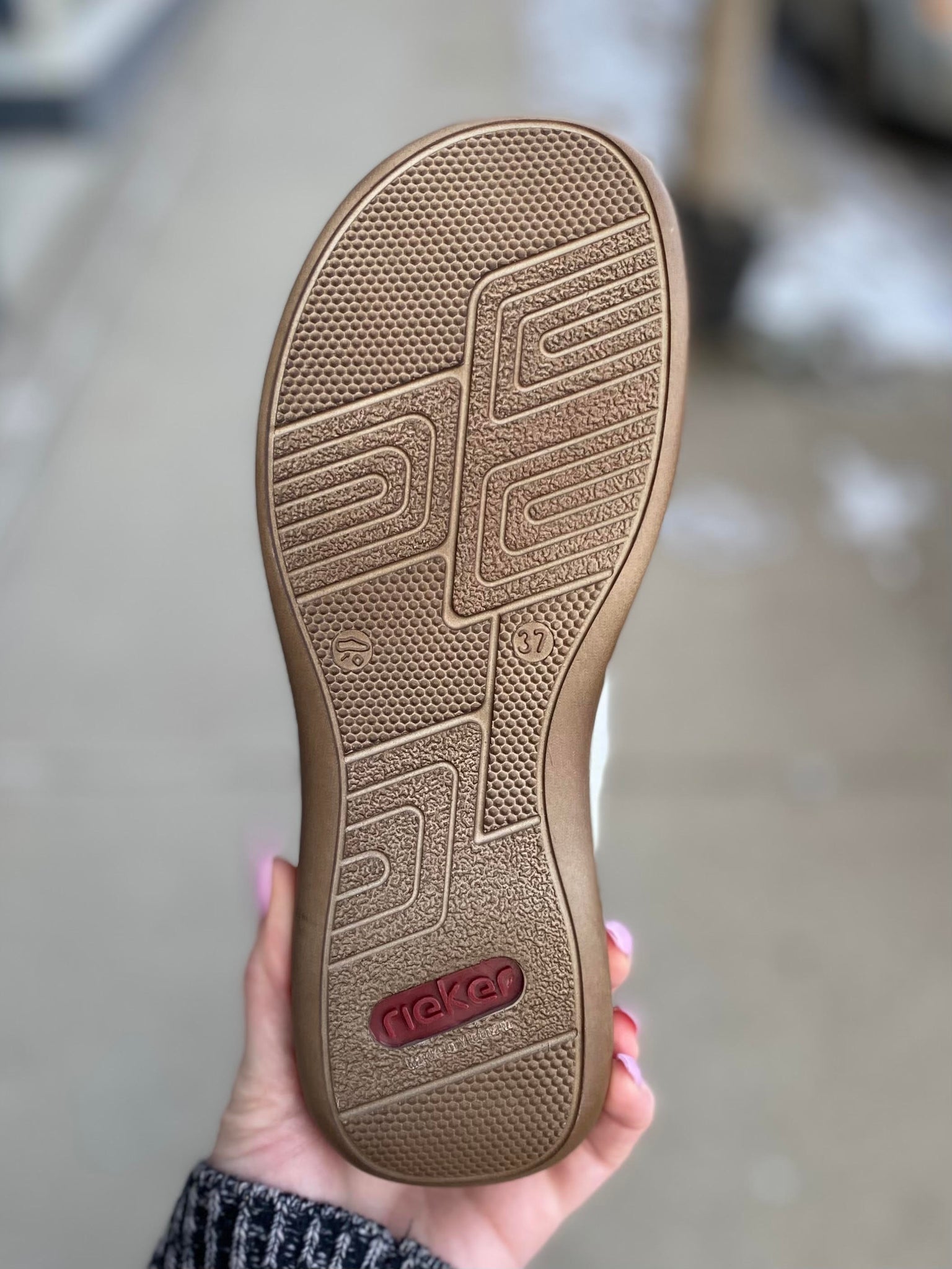 Rieker - Daisy Slide - White â Walk Rite Shoes