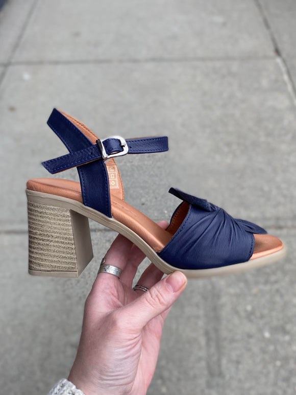 Roamers - Quana - Navy