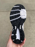 Saucony - Ride Millennium - White/ Gold/ Black