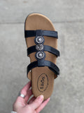 Taos - Prize 4 - Black