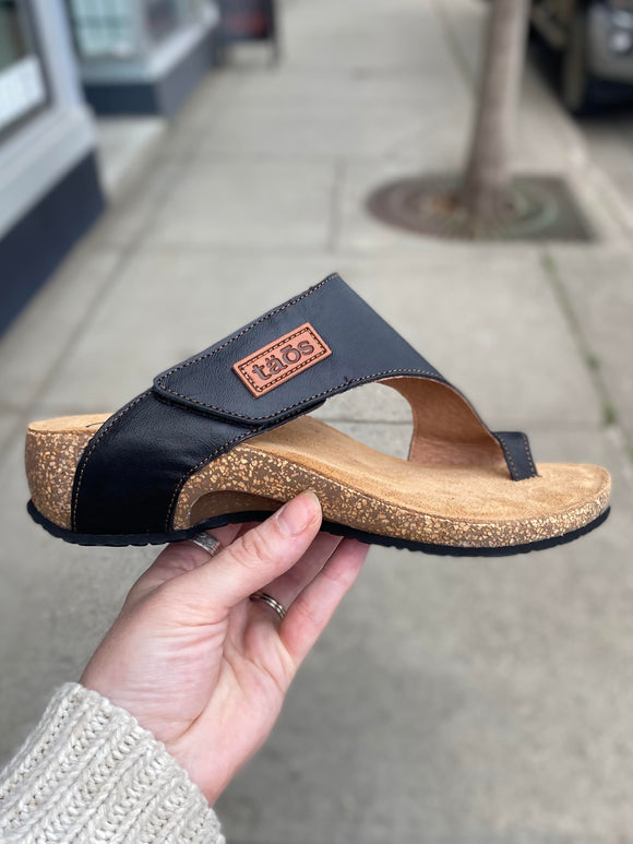 Taos - Loop - Black