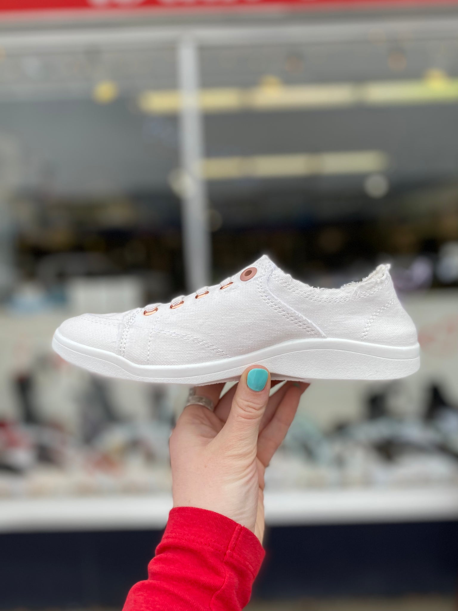 Vionic - Pismo - Cream â Walk Rite Shoes